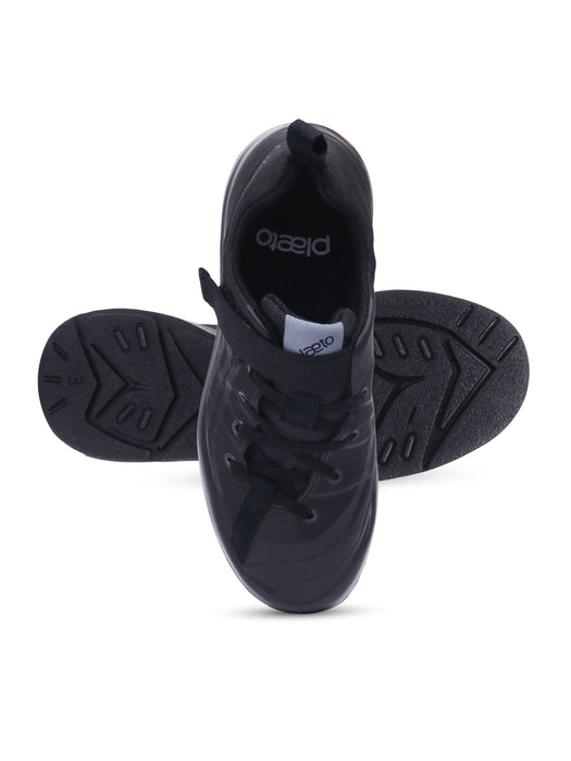 Plaeto Nova Black Shoes