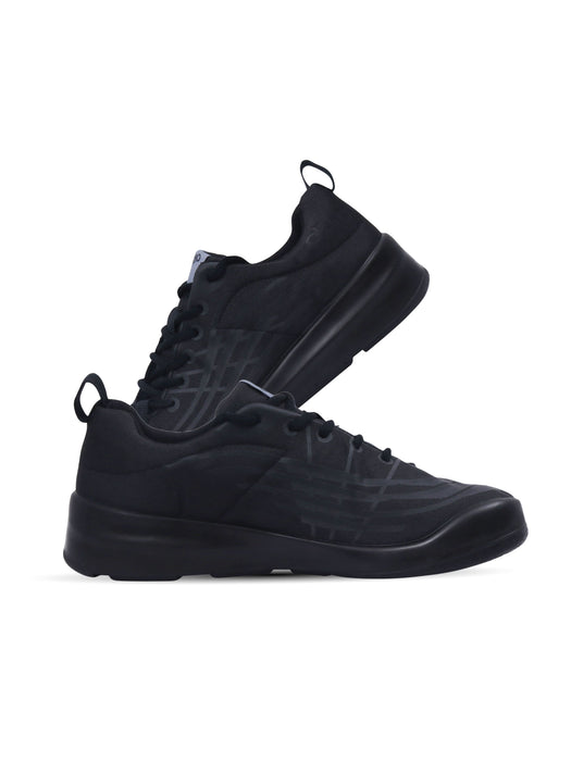 Plaeto Nova Black Shoes